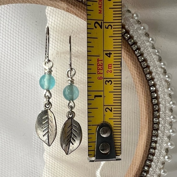 Sky Blue Apatite Beaded in Silver with Leaf Charms HYPOALLERGENIC - Picture 8 of 15
